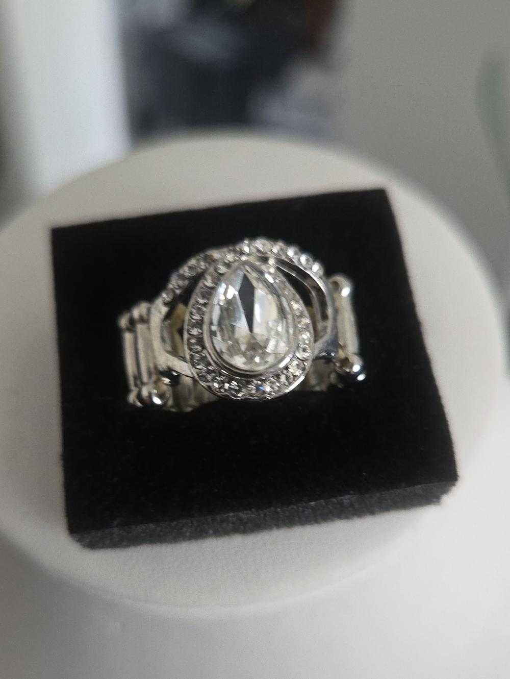 Paparazzi The Big Bling Theory White Ring NWT